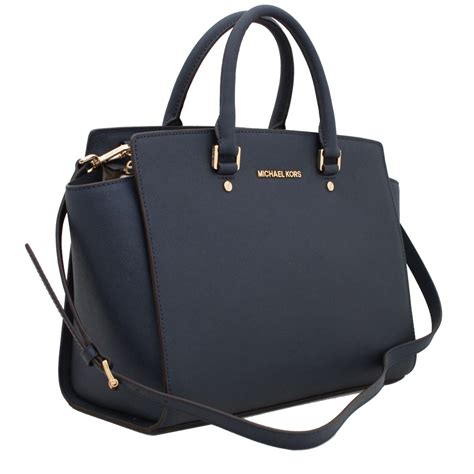 bolsa michael kors selma large tz satchel preta|Michael Kors crossbody bag.